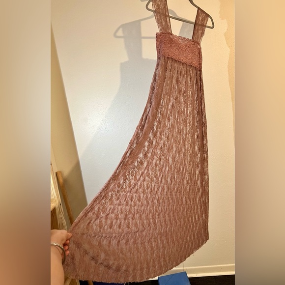 Intimately Free People Romantic Lace Maxi Dress, Dusky Rose color, size S, NWOT - Picture 5 of 13